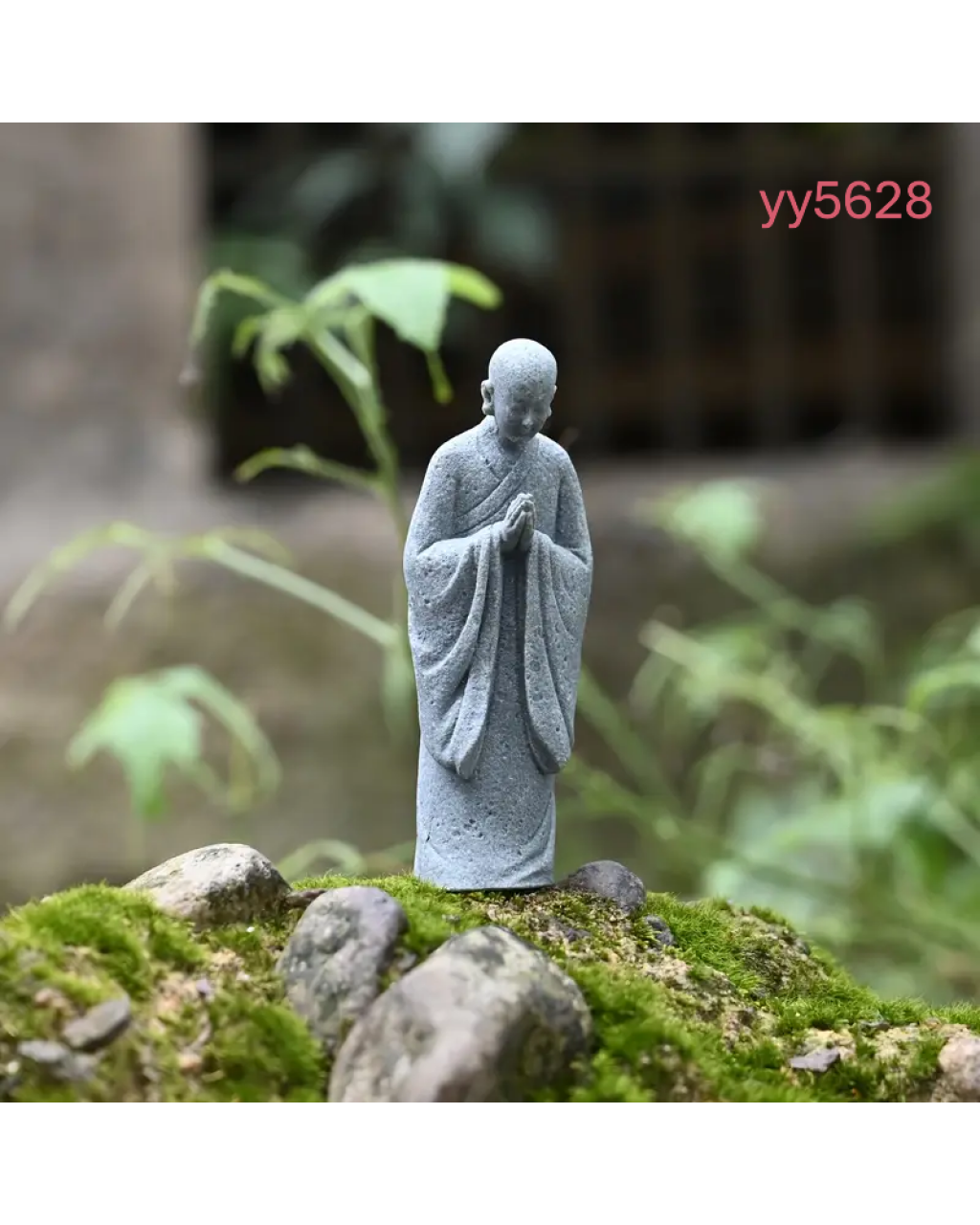 YY5628 Ayakta Duran Rahip Biblo Silikon Kalıp – Ruhani ve Şık Dekoratif Hediye!